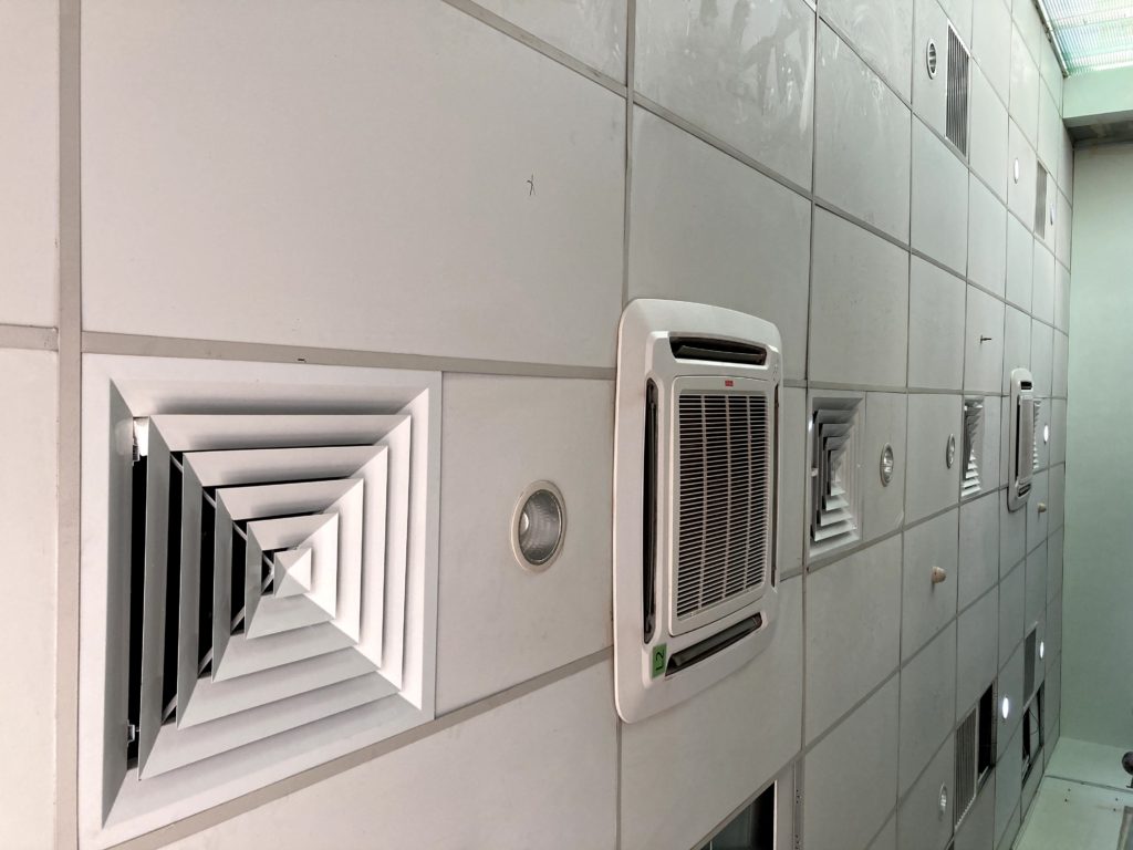 Air Change System for Laboratory Team Medical & Scientific Sdn Bhd